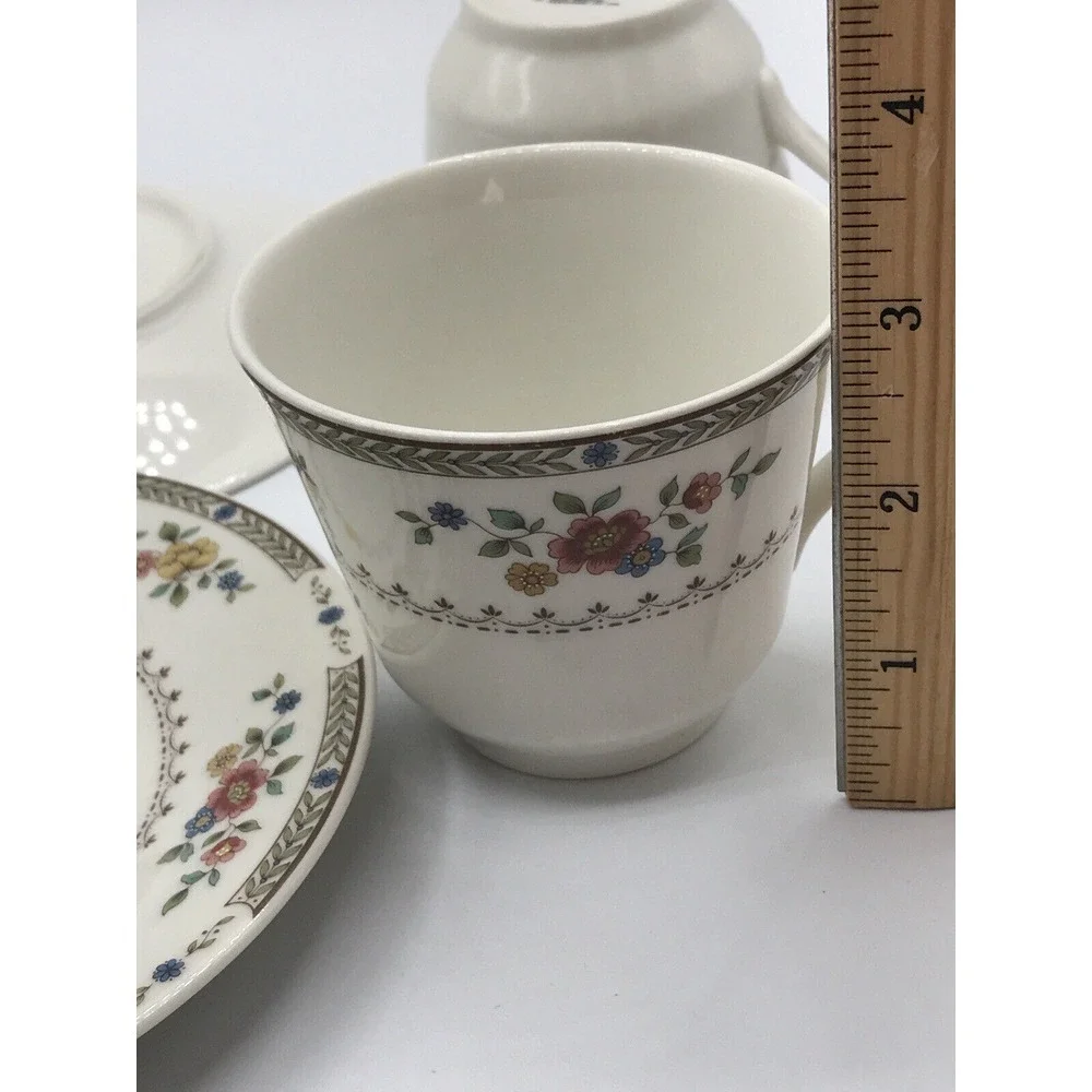 Royal‎ Doulton Kingswood Teacup& Saucer TC 1115 England set of 2
